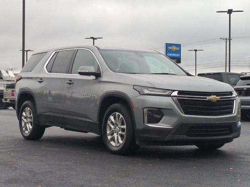 2023 Chevrolet Traverse LS