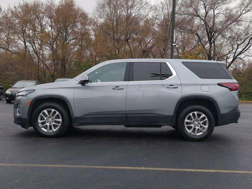 2023 Chevrolet Traverse LS