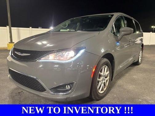 2020 Chrysler Pacifica Touring