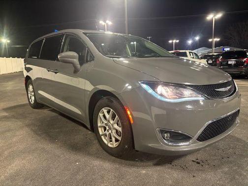 2020 Chrysler Pacifica Touring