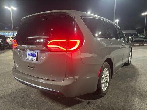 2020 Chrysler Pacifica Touring
