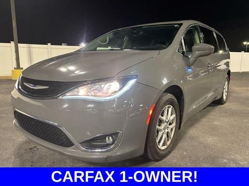 2020 Chrysler Pacifica Touring