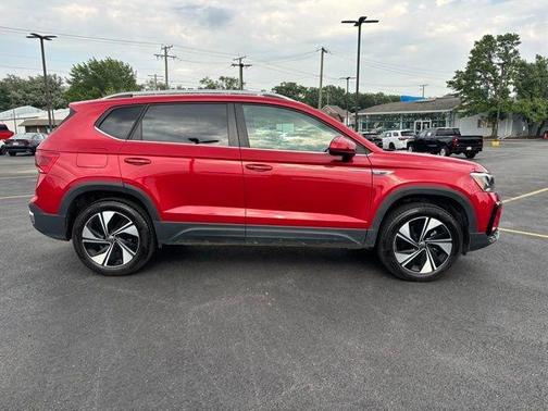 2024 Volkswagen Taos 1.5T SE