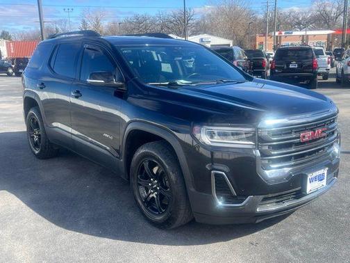 2021 GMC Acadia AT4