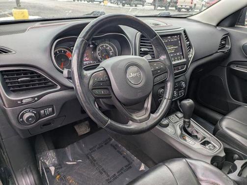 2021 Jeep Cherokee Trailhawk