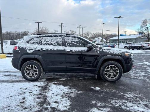 2021 Jeep Cherokee Trailhawk