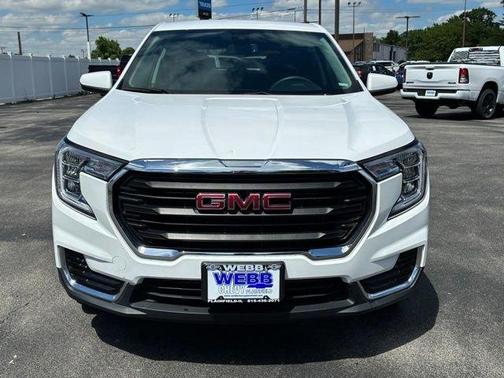 Summit White 2024 GMC Terrain SLE