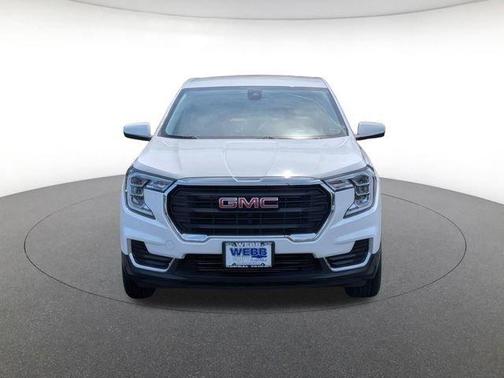 Summit White 2024 GMC Terrain SLE