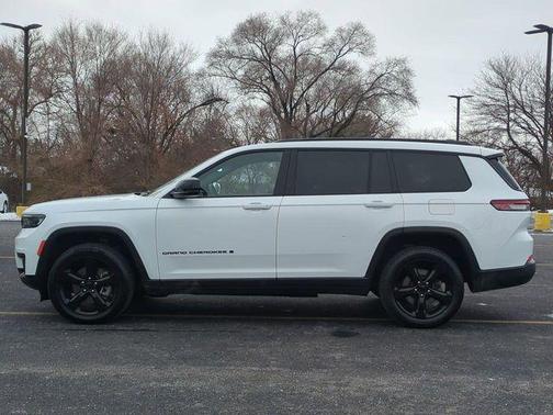 2023 Jeep Grand Cherokee L Laredo