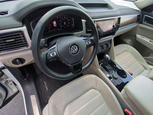2019 Volkswagen Atlas 3.6L SEL Premium