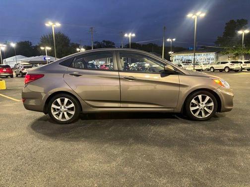 2014 Hyundai Accent GLS