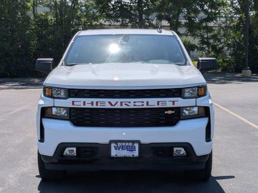 Summit White 2019 Chevrolet Silverado 1500 Custom