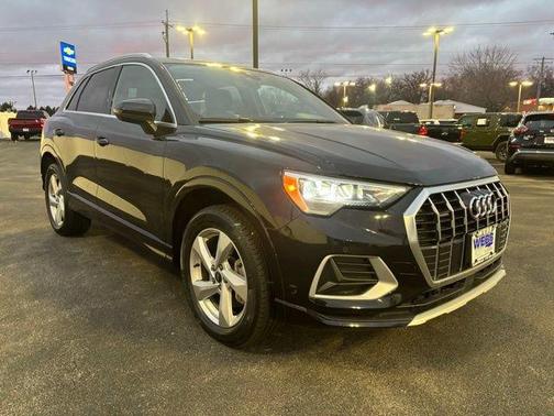 2022 Audi Q3 40 Premium