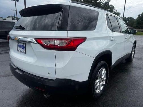 Summit White 2019 Chevrolet Traverse LT Cloth