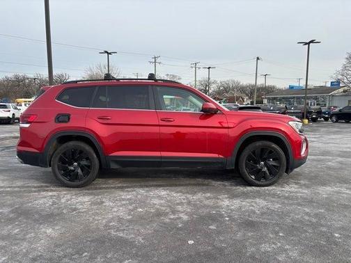 2024 Volkswagen Atlas 2.0T SE