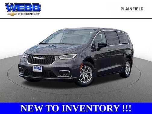 2023 Chrysler Pacifica Touring-L