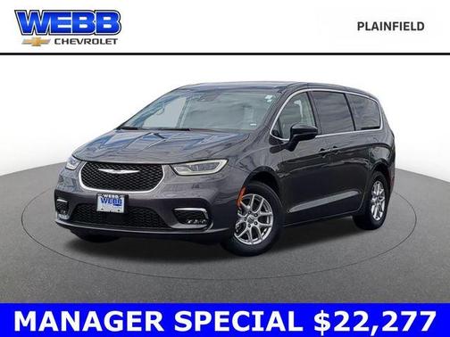 2023 Chrysler Pacifica Touring-L