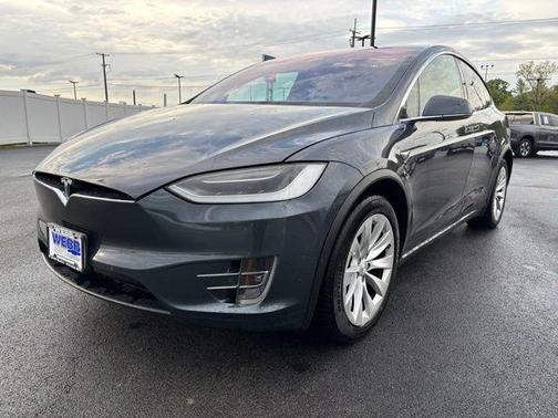 Gray 2017 Tesla Model X 90D