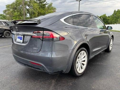 Gray 2017 Tesla Model X 90D