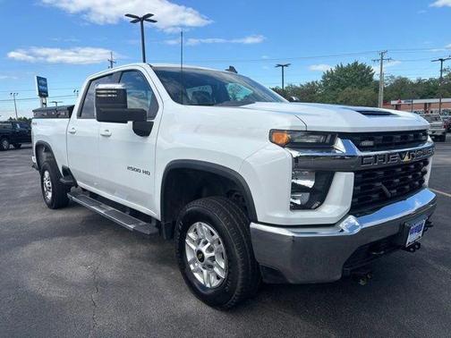 Summit White 2022 Chevrolet Silverado 2500 LT