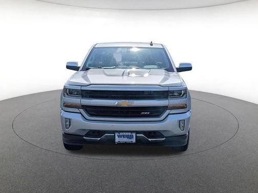 Silver Ice Metallic 2018 Chevrolet Silverado 1500 LT
