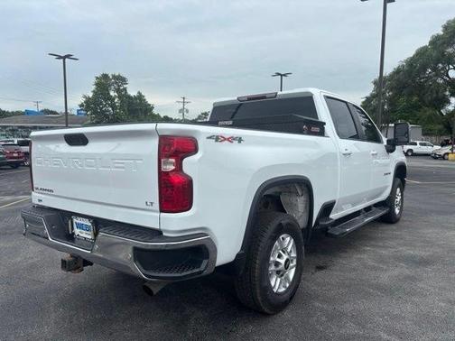Summit White 2022 Chevrolet Silverado 2500 LT