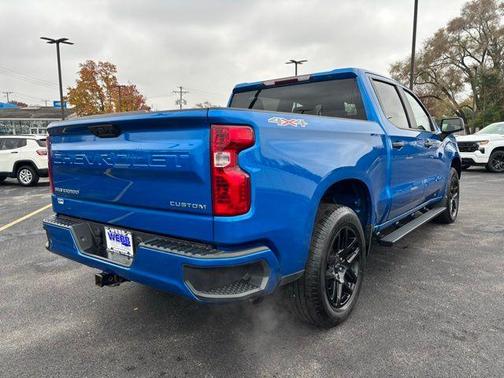 2022 Chevrolet Silverado 1500 Custom