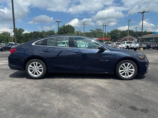 Blue Velvet Metallic 2018 Chevrolet Malibu LT