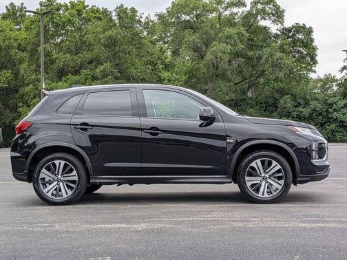 Silver 2024 Mitsubishi Outlander Sport 2.0 ES