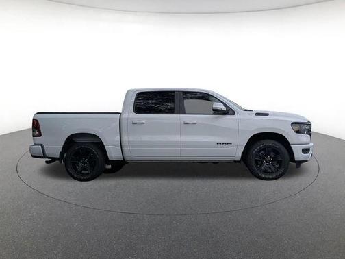Bright White Clearcoat 2020 RAM 1500 Big Horn