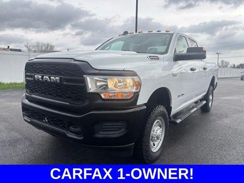 Bright White Clearcoat 2022 RAM 2500 Tradesman