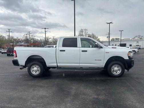 Bright White Clearcoat 2022 RAM 2500 Tradesman