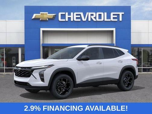 Summit White 2026 Chevrolet Trax LT