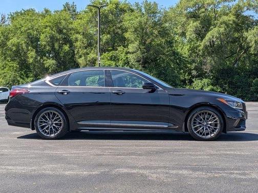 Victoria Black 2019 Genesis G80 3.3T Sport