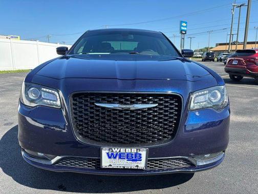 2017 Chrysler 300 S