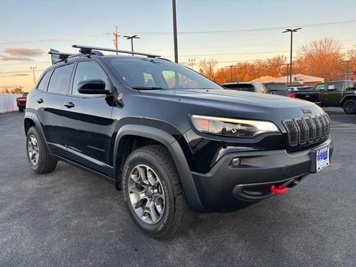 2022 Jeep Cherokee Trailhawk