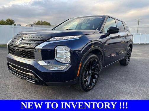2023 Mitsubishi Outlander SE Black Edition