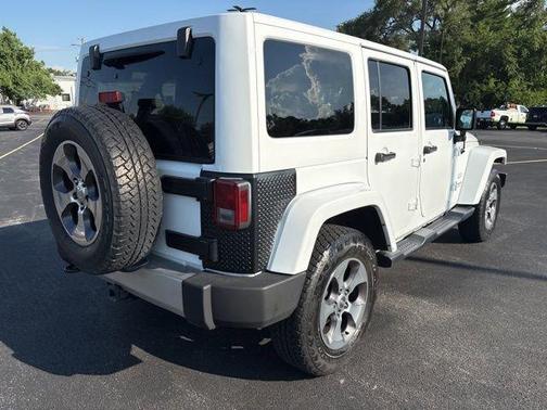 2017 Jeep Wrangler Unlimited Sahara