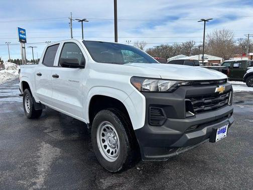 2024 Chevrolet Colorado WT