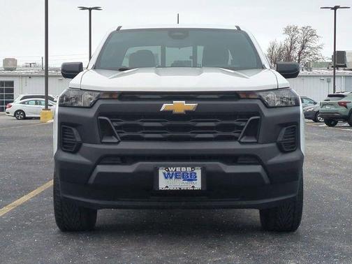2024 Chevrolet Colorado WT