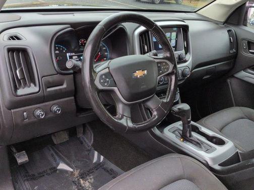 2017 Chevrolet Colorado LT