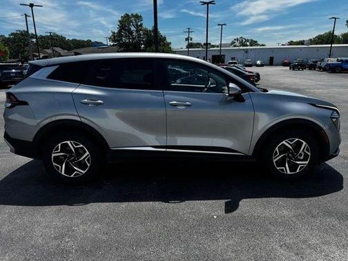 Steel Gray 2024 Kia Sportage LX