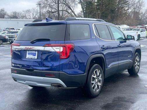 2023 GMC Acadia SLE