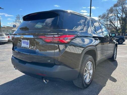 2022 Chevrolet Traverse LT Cloth