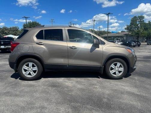 Stone Gray Metallic 2020 Chevrolet Trax LT