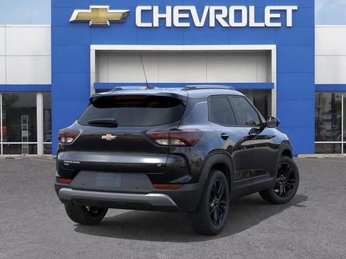 Mosaic Black Metallic 2026 Chevrolet Trailblazer LT