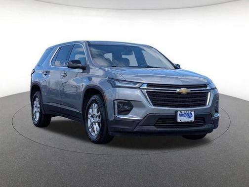 Sterling Gray Metallic 2023 Chevrolet Traverse LS