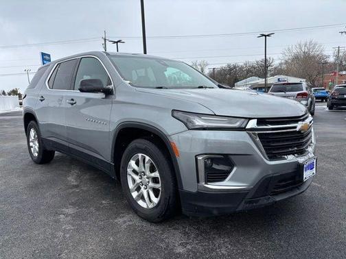 2023 Chevrolet Traverse LS
