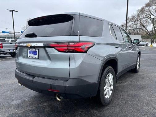 2023 Chevrolet Traverse LS