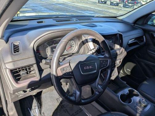 2022 GMC Terrain AT4